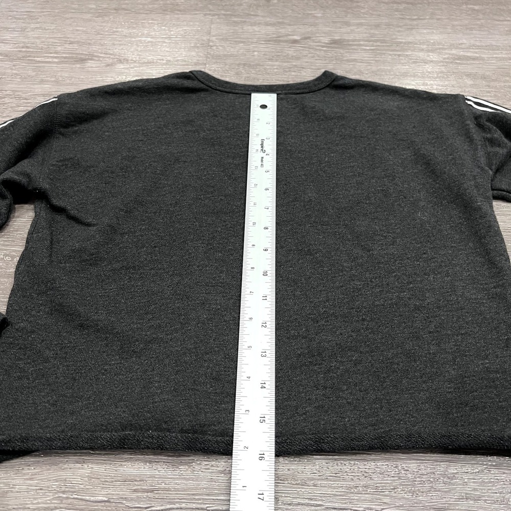 Forever 21‎ Shirt Women's Small Gray Long Sleeve Cropped Casual  Pullover - Picture 11 of 12
